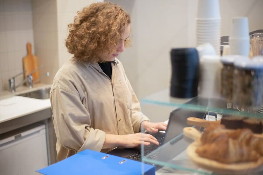 AI Agents for Small Business: Use Cases That Pay Off